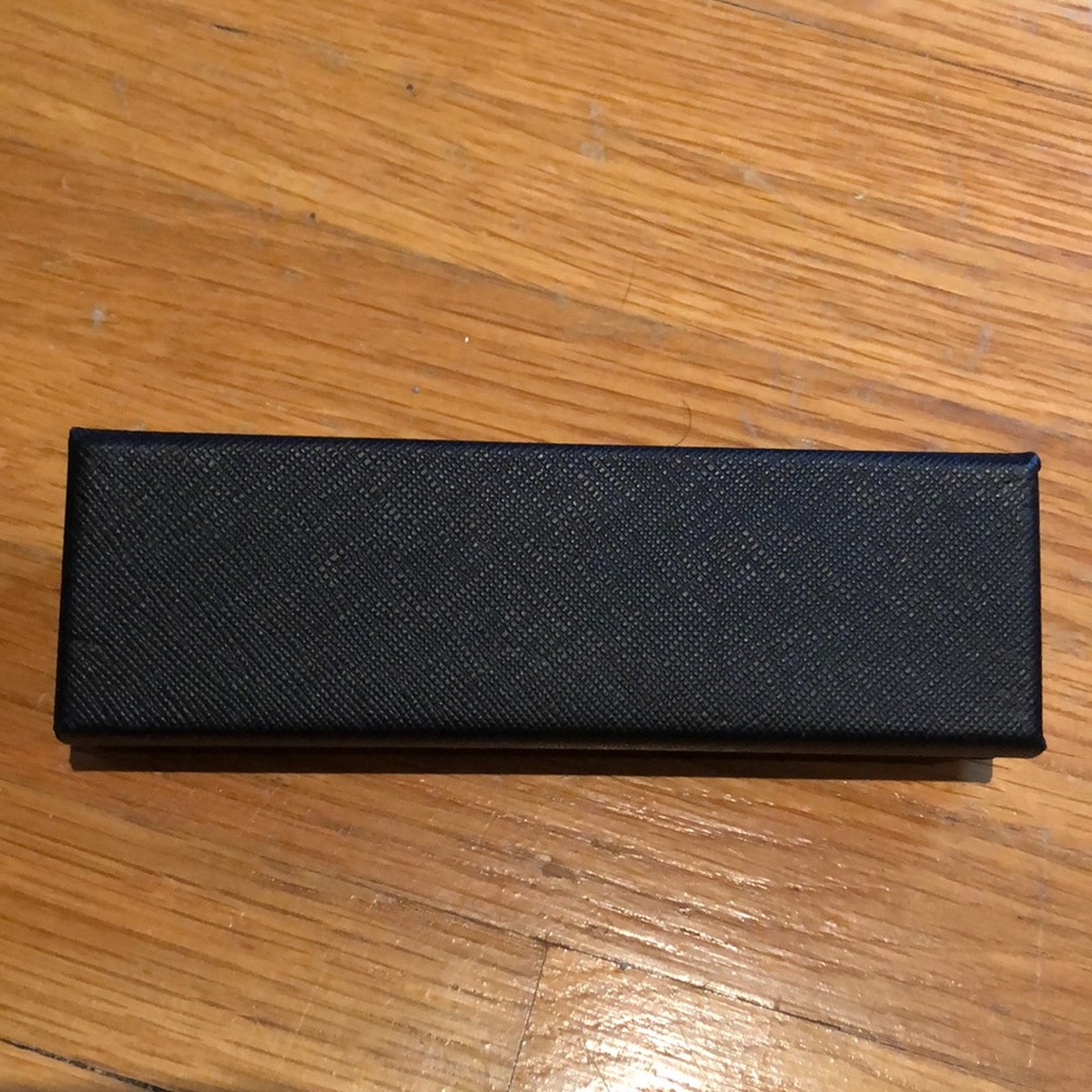 PRADA glasses case - Picture 3 of 4